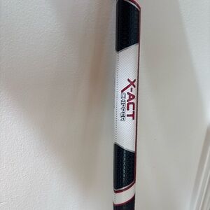 Chipper Black and White Golf Club